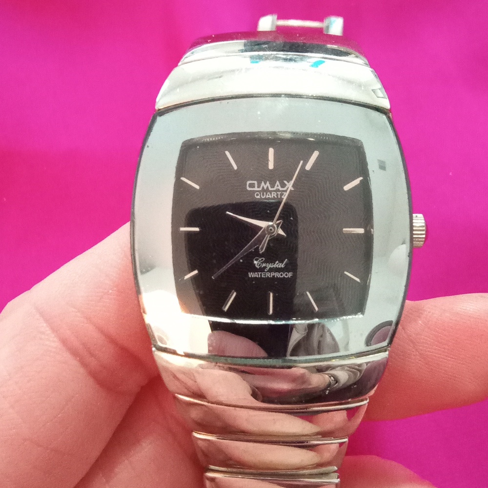 Omax Silver crystal watch